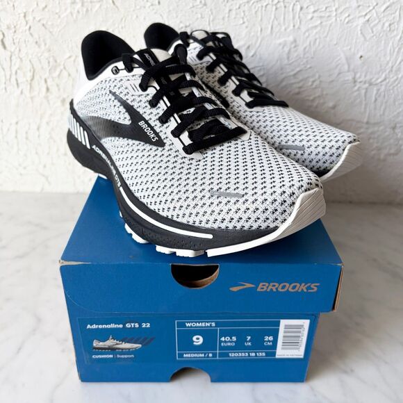 Brooks Shoes - Brooks Adrenaline GTS 22 Running Shoe Women's Size 9 Sneakers White/Black